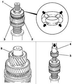 Установка зубчатого колеса 4-й передачи на главный вал со стороны ведущего колеса